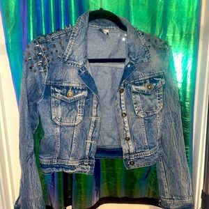 Hot \u0026 Delicious Jean Jackets for Women 
